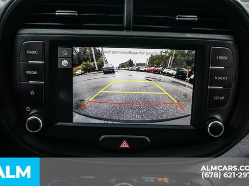 Used 2025 Kia Soul LX w/ LX Technology Package FWD image 35
