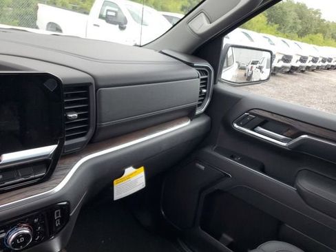 New 2026 GMC Sierra 1500 SLT w/ SLT Premium Package RWD image 27