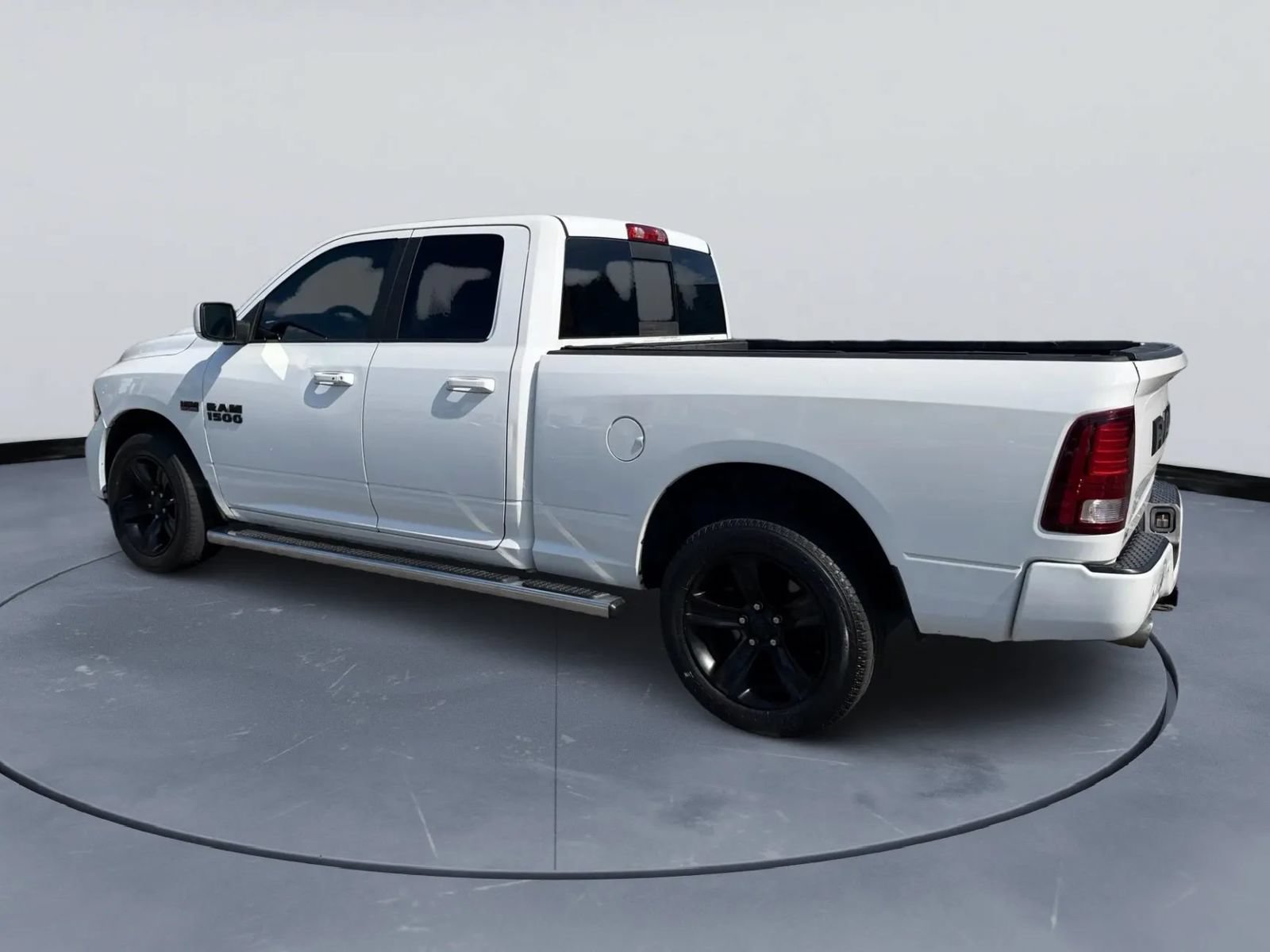 Used 2017 RAM 1500 Sport w/ Convenience Group AWD/4WD image 4