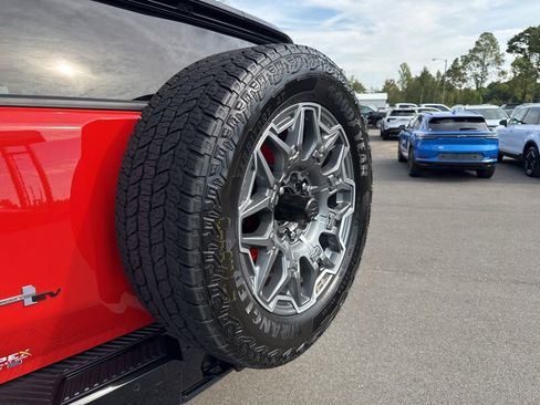 New 2026 GMC Hummer EV SUV image 32