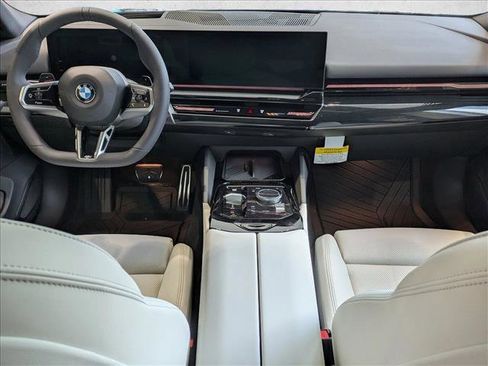 New 2026 BMW 530i xDrive w/ M Sport Package AWD/4WD image 16