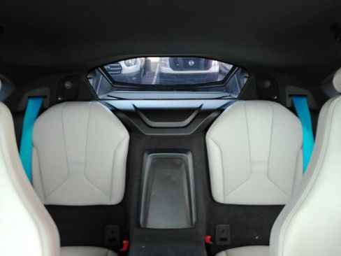 Used 2015 BMW i8 Base image 29