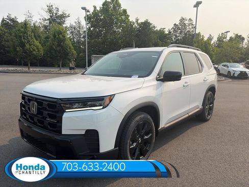 New 2026 Honda Pilot Black Edition image 3