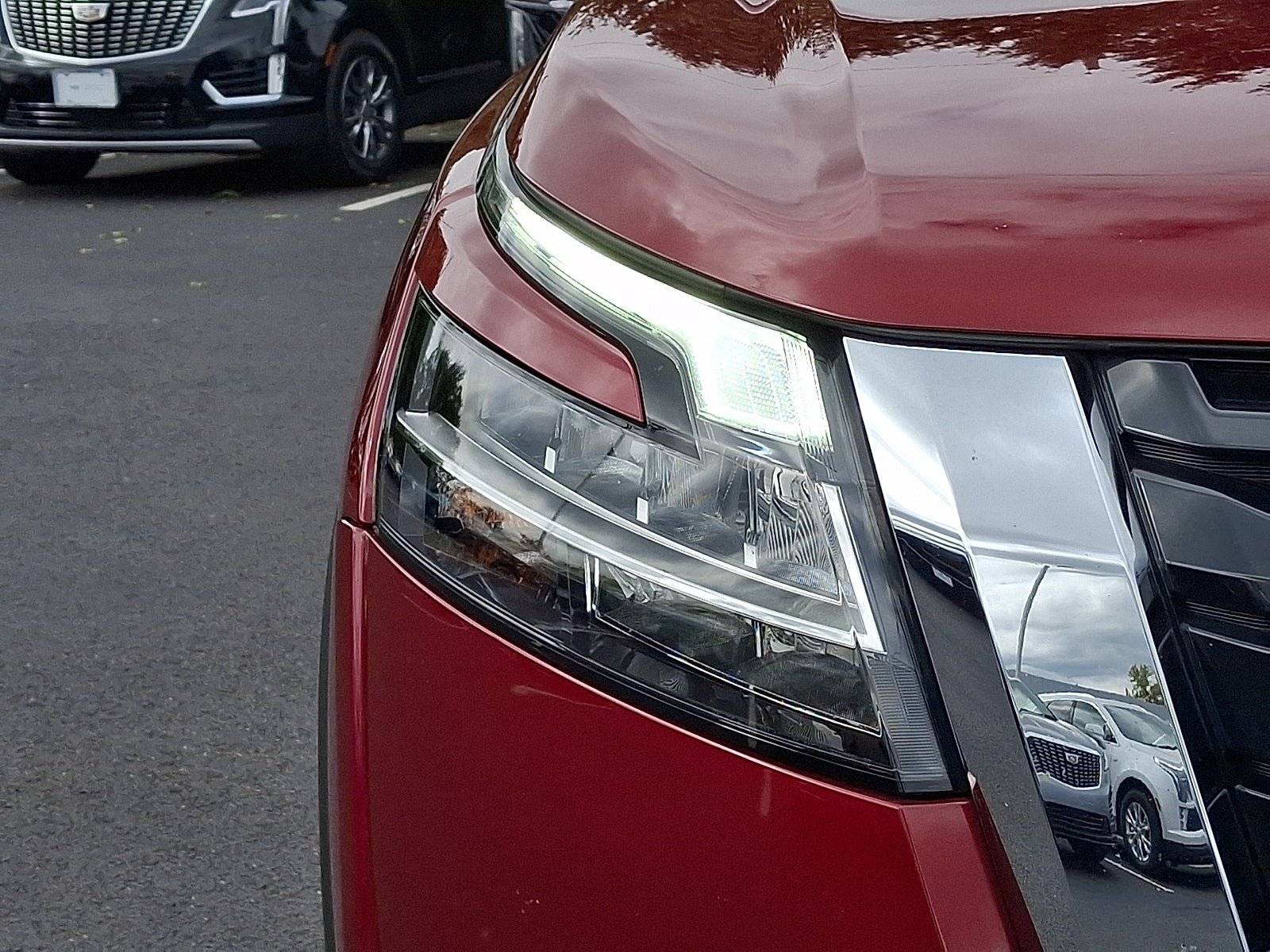 Used 2023 Nissan Pathfinder SL w/ Cargo Package AWD/4WD image 9