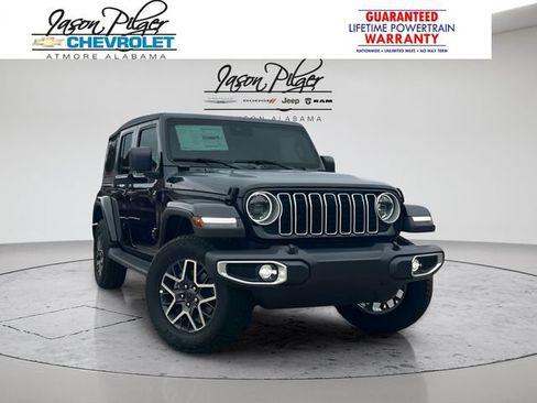 Used 2025 Jeep Wrangler Unlimited Sahara AWD/4WD image 1