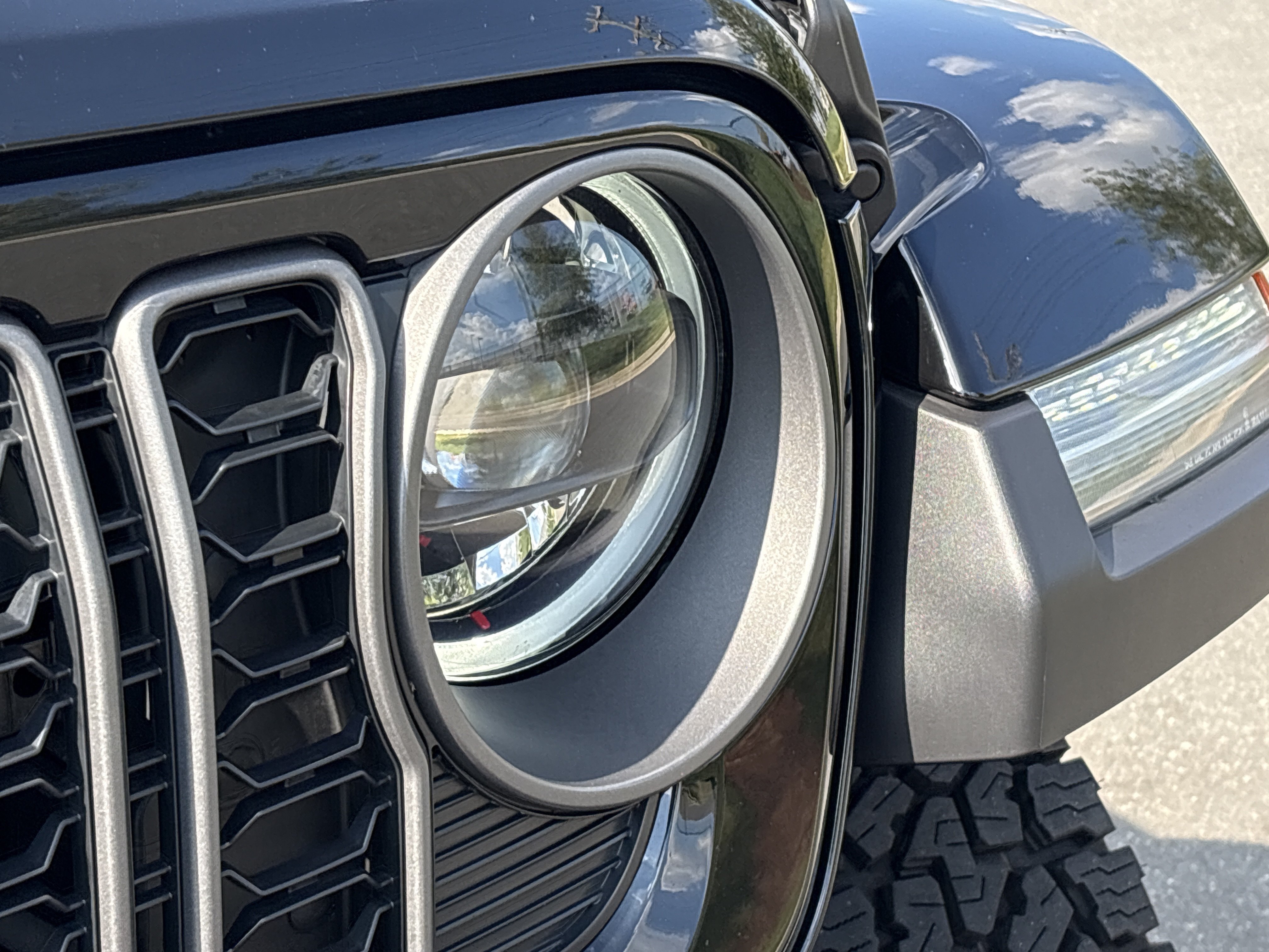 Used 2026 Jeep Gladiator Rubicon AWD/4WD image 11