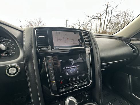 Used 2020 INFINITI QX80 Luxe w/ Proassist Package image 14