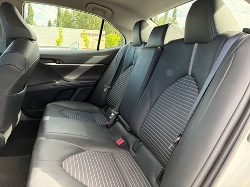 Used 2024 Toyota Camry SE FWD image 16