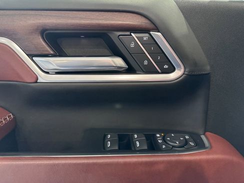 Certified 2024 GMC Sierra 3500 Denali Ultimate image 24