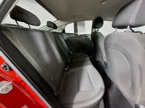 Used 2020 Hyundai Accent SE FWD image 32