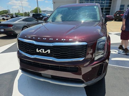 Used 2022 Kia Telluride LX FWD image 5