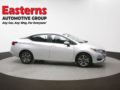 Used 2025 Nissan Versa SV FWD image 46