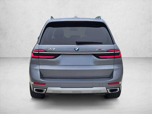 Used 2023 BMW X7 xDrive40i w/ Premium Package AWD/4WD image 6