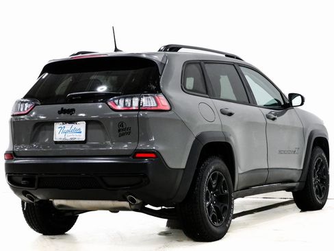 Used 2022 Jeep Cherokee Latitude w/ Sun & Sound Group image 7