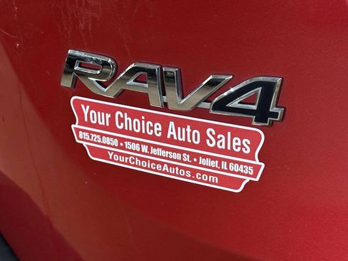Used 2014 Toyota RAV4 Limited w/ Technology Package AWD/4WD image 5