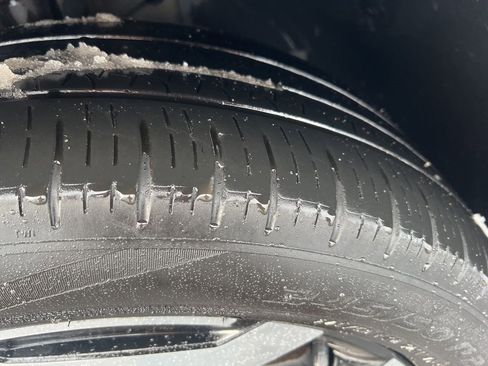 Certified 2023 Kia Telluride S w/ S Sunroof Package image 41