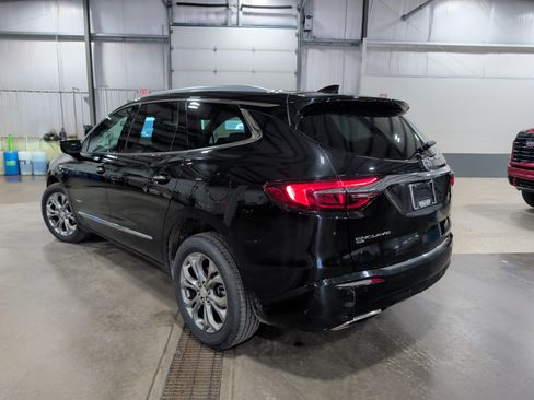 Used 2020 Buick Enclave Avenir w/ Trailering Package, 5000 lbs. AWD/4WD image 4