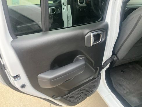 Certified 2024 Jeep Wrangler Sport S image 21