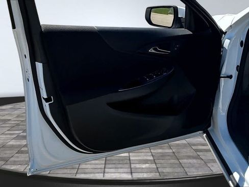 Used 2023 Chevrolet Malibu LT FWD image 21