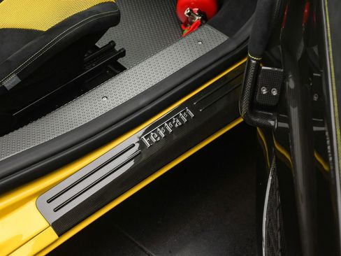 Used 2015 Ferrari 458 Speciale A image 51