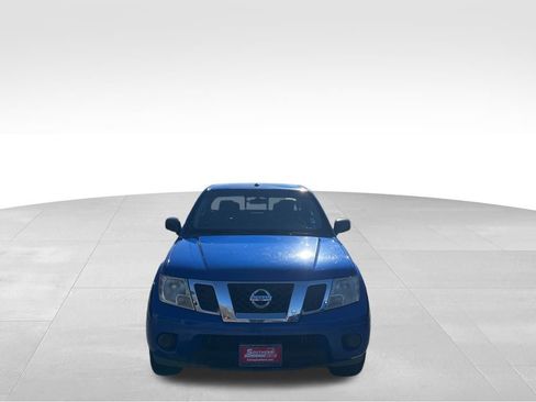 Used 2015 Nissan Frontier SV image 26