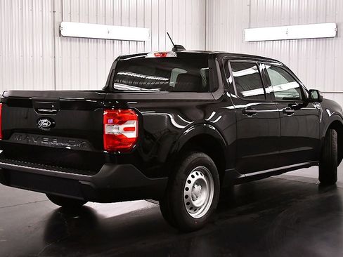 New 2026 Ford Maverick XL w/ Equipment Group 101A AWD/4WD image 7