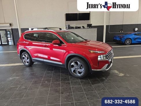 Used 2022 Hyundai Santa Fe SEL FWD image 2