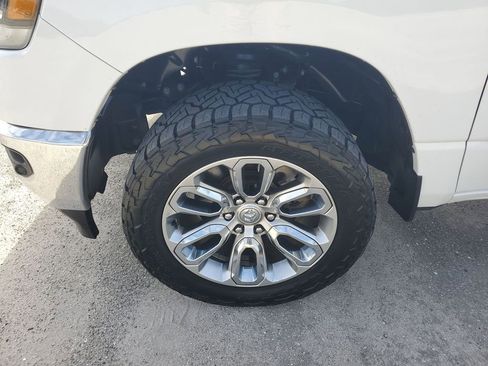 Used 2023 RAM 1500 Big Horn image 17