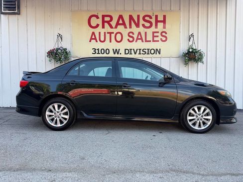 Used 2010 Toyota Corolla S FWD image 2