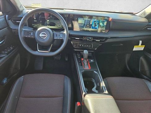 New 2026 Nissan Kicks SR FWD image 11