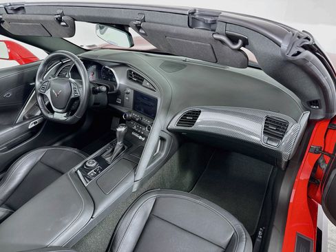 Used 2017 Chevrolet Corvette Grand Sport w/ Grand Sport Heritage Package RWD image 25