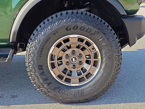 New 2025 Ford Bronco Outer Banks AWD/4WD image 7
