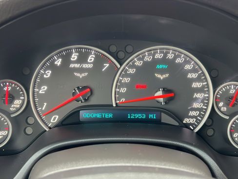 Used 2008 Chevrolet Corvette Convertible w/ Preferred Equipment Group image 18