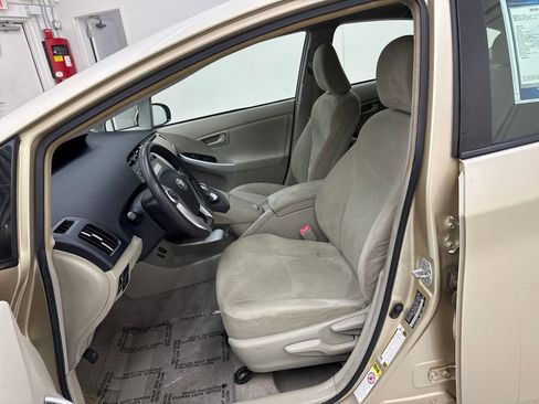 Used 2010 Toyota Prius Five FWD image 13
