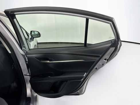 Used 2025 Toyota Camry LE FWD image 30