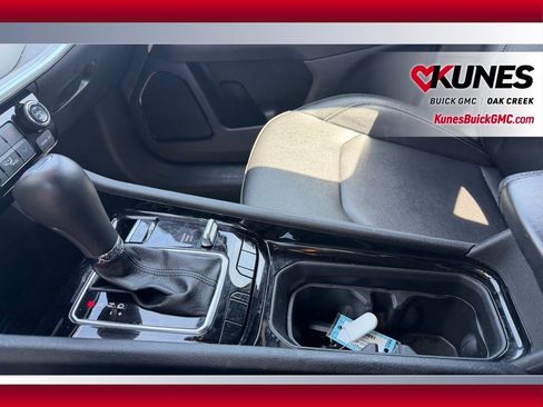 Used 2025 Jeep Compass Limited AWD/4WD image 9