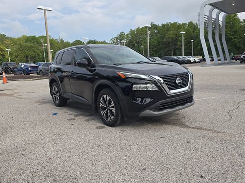 Certified 2023 Nissan Rogue SV FWD image 2