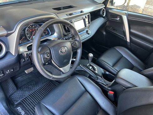 Used 2015 Toyota RAV4 Limited AWD/4WD image 2