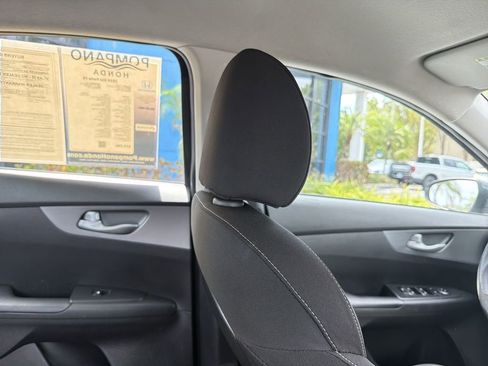 Used 2019 Kia Forte Sedan FWD image 14