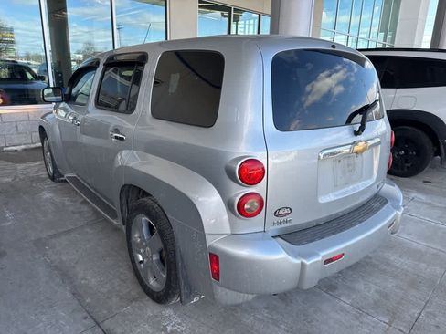 Used 2009 Chevrolet HHR LT w/ LT Preferred Equipment Group image 2