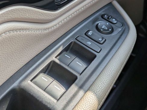 Certified 2022 Honda Odyssey Touring image 32