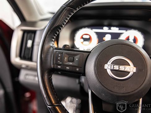 Used 2022 Nissan Pathfinder Platinum w/ Cargo Package image 25