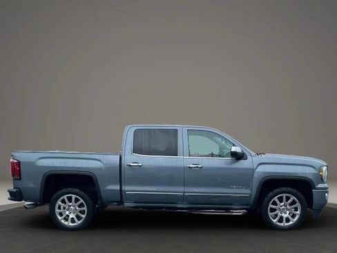 Used 2016 GMC Sierra 1500 Denali w/ Enhanced Driver Alert Package AWD/4WD image 10