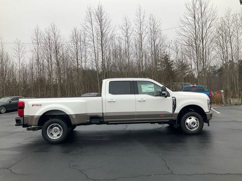 New 2026 Ford F350 King Ranch image 4