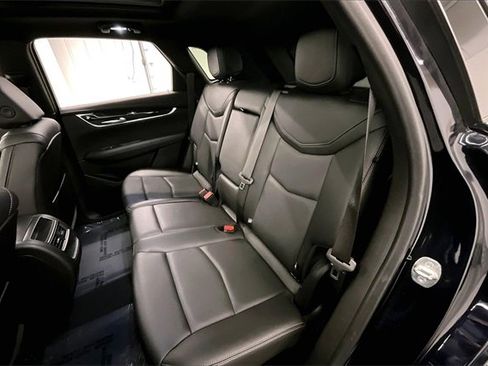 Used 2022 Cadillac XT5 Premium Luxury image 23