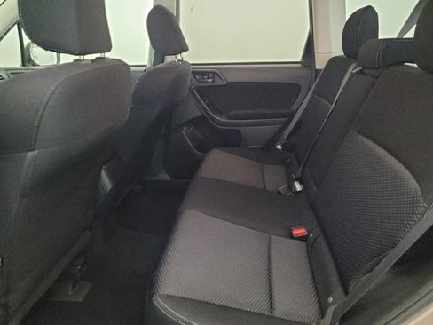 Used 2015 Subaru Forester 2.5i Premium w/ All-Weather Package image 21