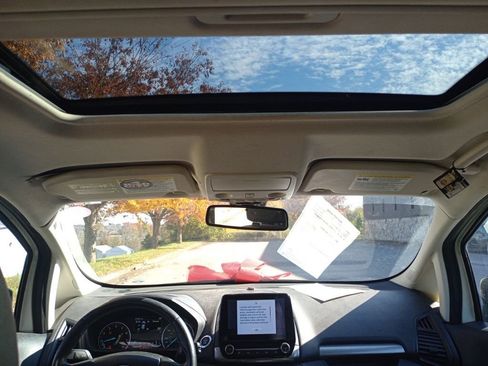 Used 2020 Ford EcoSport SES image 10