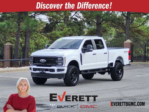 Used 2024 Ford F250 XL w/ STX Appearance Package image 1