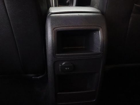 Used 2017 Volkswagen Jetta SE image 44