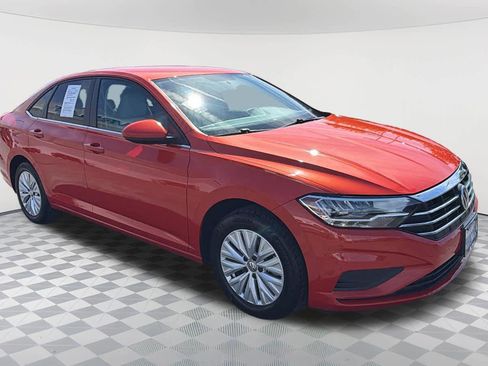 Used 2019 Volkswagen Jetta S FWD image 3